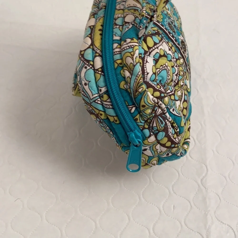 Vera Bradley Peacock on the Go turquoise multicolor cosmetic case with handles